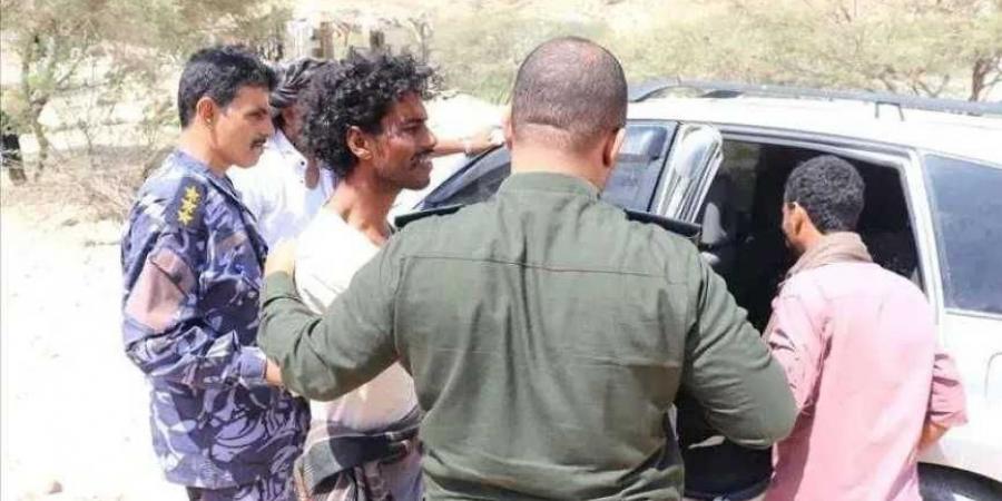 القبض على المتورطين في الاعتداء الوحشي على بائع آيسكريم بحضرموت.. المجتمع يتفاعل والسلطات تتحرك - اخبارك الان
