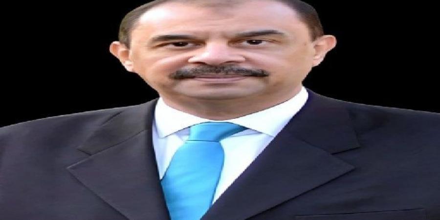 احتفالًا بعيد العمال.. توزيع حقائب مواد غذائية على عمال الوحدات المحلية بسوهاج - اخبارك الان