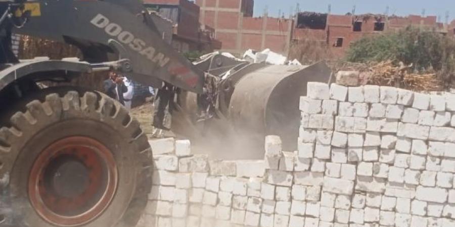 "الزراعة" تستعرض جهود وأنشطة "المركزي للمبيدات" - اخبارك الان