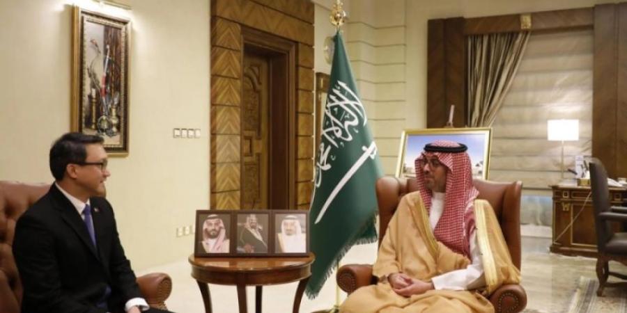 محافظ جدة يستقبل القنصل العام لجمهورية الفلبين - اخبارك الان