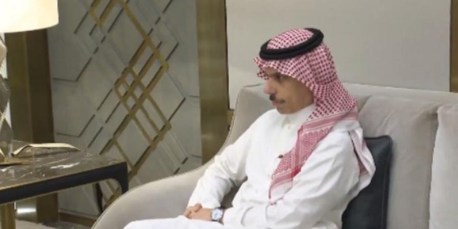 ولي العهد ونائب رئيس دولة فلسطين يبحثان سُبل تعزيز العمل المشترك - اخبارك الان