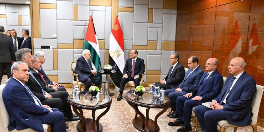 الرئيس السيسي يلتقي نظيره الفلسطيني في موسكو: مصر ستبقي دوماً داعمة للقضية الفلسطينية - اخبارك الان
