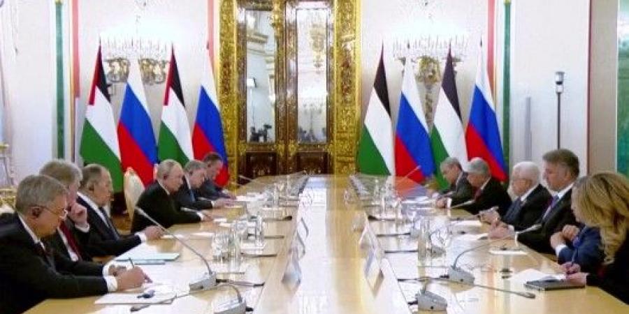 بوتين: التسوية المستدامة للصراع الفلسطيني الإسرائيلي ممكنة فقط على أساس حل الدولتين - اخبارك الان