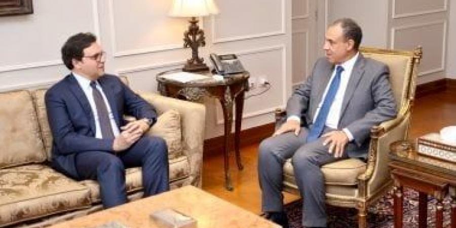 وزير الخارجية والهجرة يستقبل وزير الثقافة - اخبارك الان