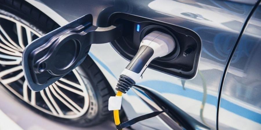 ارتفاع التخليص على مركبات الهايبرد 27% خلال الثلث الأول من 2025 - اخبارك الان