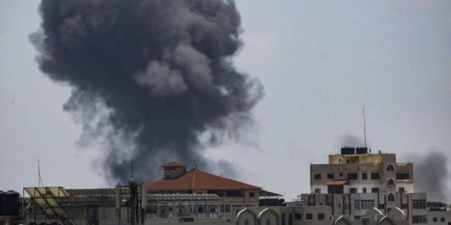 القاهرة الإخبارية: انفجارات في شرق مدينة غزة جراء قصف مدفعى إسرائيلي - اخبارك الان
