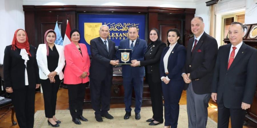 القومي للمرأة ينظم ندوة توعوية لطلاب جامعة الإسكندرية - اخبارك الان