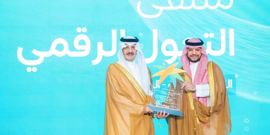 أمير المنطقة الشرقية يفتتح فعاليات ملتقى التحول الرقمي 2025 - اخبارك الان