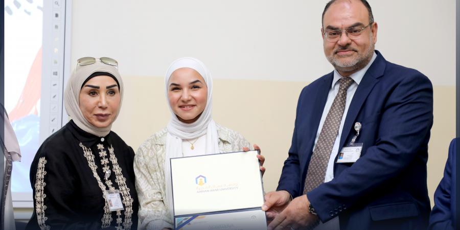 جامعة عمان العربية تنظم ورشة تدريبية بعنوان "العلاج النفسي بالفن" للتوعية بالطرق الصحيحة للتفريغ النفسي - اخبارك الان