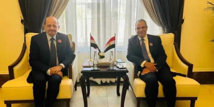 وزير الخارجية ”الزنداني” يلتقي نظيره المصري في بغداد - اخبارك الان