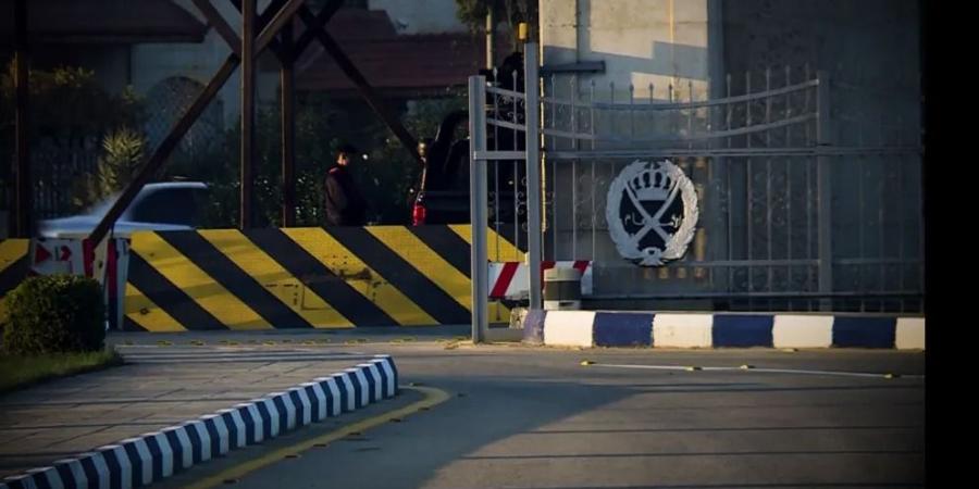 بالفيديو .. الأمن ينفي وجود حدث أمني في الرابية: توقيف شخص حاول اجتياز نقطة أمنية ورفض الامتثال - اخبارك الان